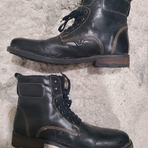 Red Wing Weekender Boots - Picture 3 of 6